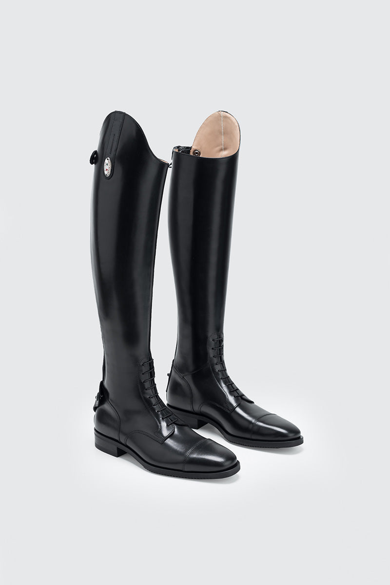 Riding boots handmade in Italy with certified leathers