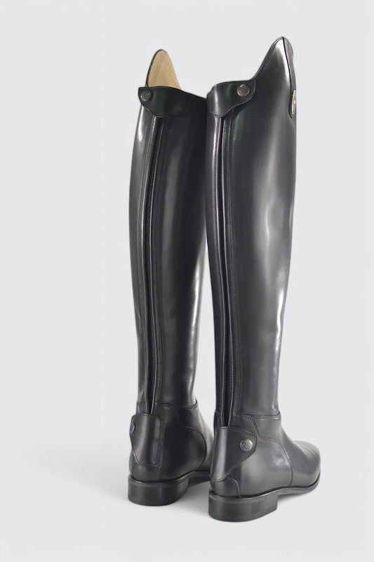 101 black size 38  (heigth 47cm)