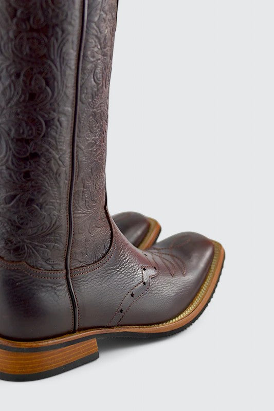 Buckaroo flowers dark brown