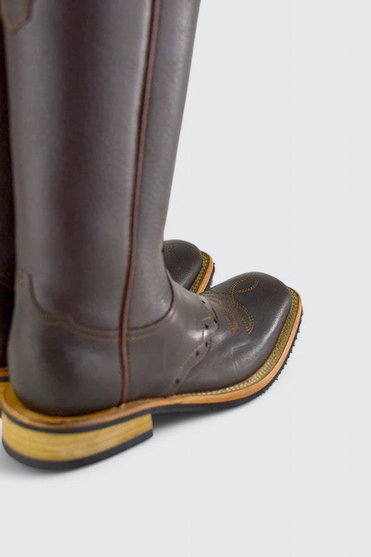 Buckaroo grained choco