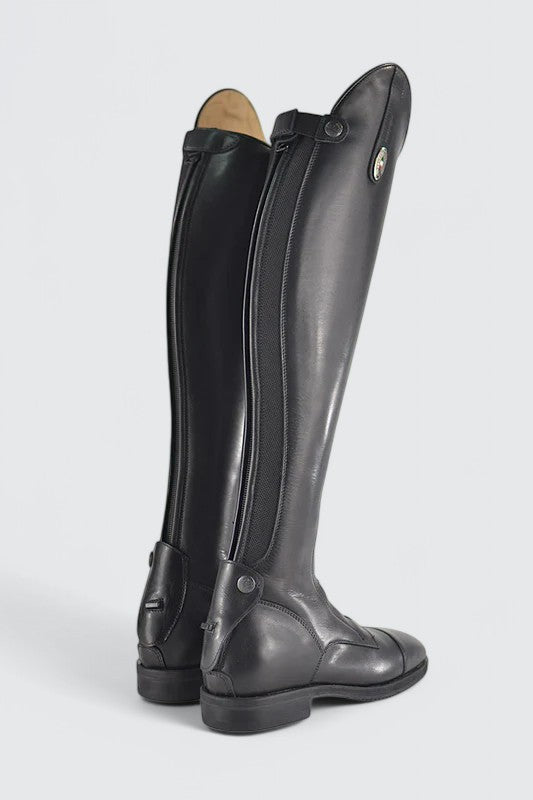 Dafne black size 37,5  (heigth 47cm)