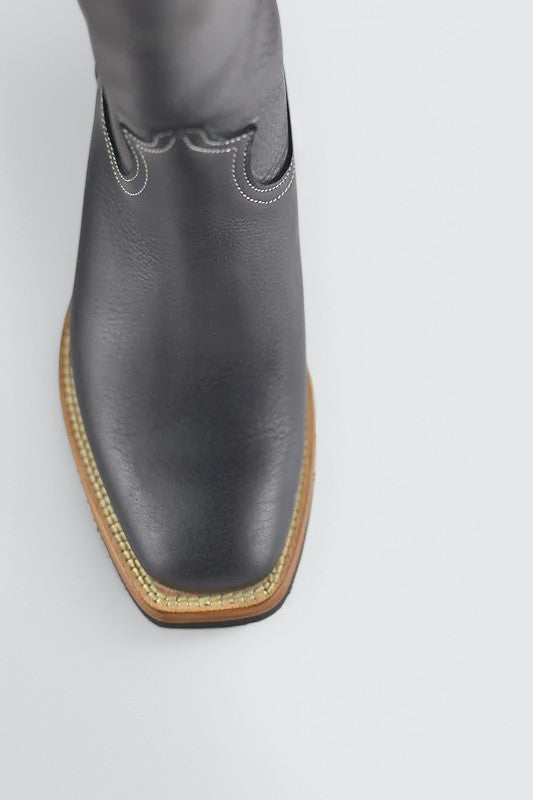 Pecos grained black
