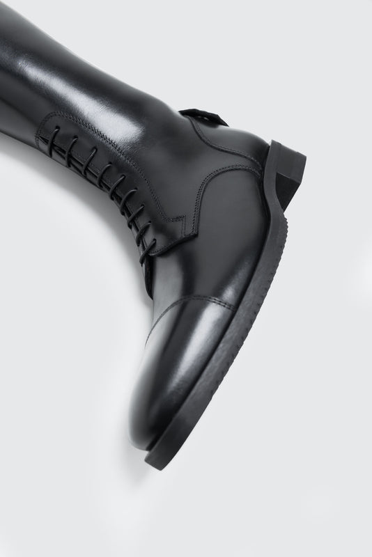 800M black